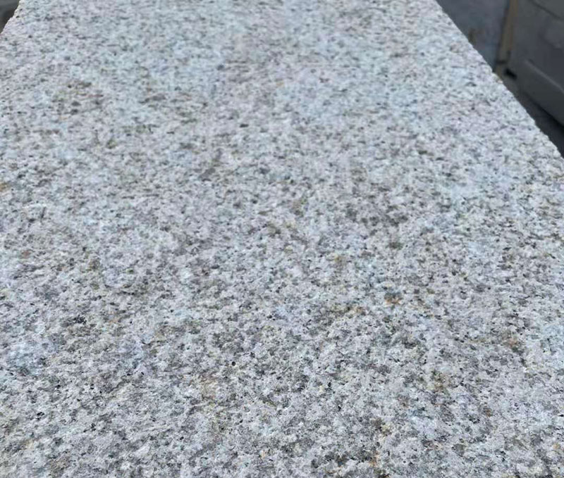 白锈石